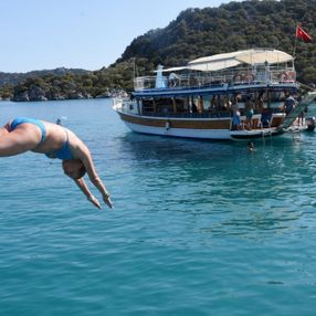 Ekim ayında Rus turistler Kekova’ya akın ediyor