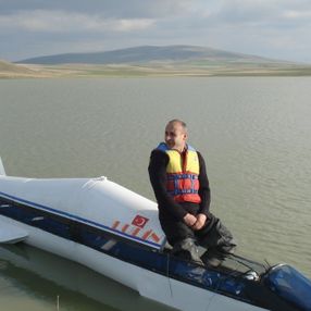 Kayseri'de suda gidebilen yüksek hızlı araç yaptı, Kanada talip oldu