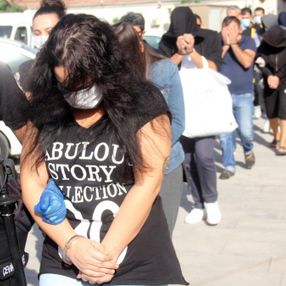 Adana'da swinger partisine katılan su tesisatçısı: Onları dolandırmakla iyi yaptım