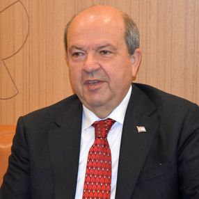 KKTC'de ilk turda seçimi Ersin Tatar önde tamamladı