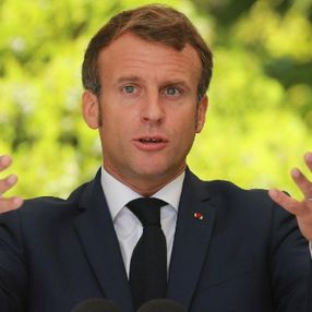 Fransa’da muhalefet lideri Melenchon: Macron kontrolünü kaybetti
