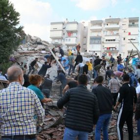 İzmir Valisi'nden hırsızlıklara karşı soygun uyarısı