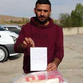 Vanlı depremzede kendisine gönderilen battaniyeyi İzmir'e yolladı