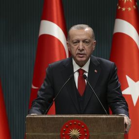 Cumhurbaşkanı Erdoğan: İzmir'e 20 gün içinde konteynır kent kuruyoruz