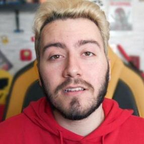 Enes Batur'un 2 yıl önce kaza yapanlarla dalga geçtiği video gündeme geldi