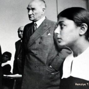 Atatürk’le çekilen fotoğrafı hafızalara kazınan Remziye Tatlı hayatını kaybetti