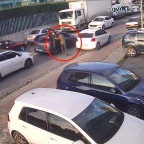 Avcılar'da bir kişinin öldüğü silahlı kavga güvenlik kamerasında