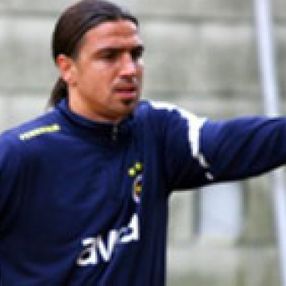 Fenerbahçe'nin eski futbolcusu Mehmet Topuz dolandırıldı