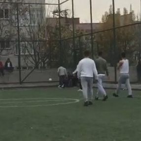 Bursa’da kısıtlamaya uymayanlar çocuklar, polisi görünce kaçıştı