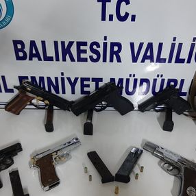 Balıkesir'de yılbaşı gecesi 4 mahalleye operasyon