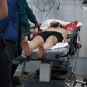 Samsun'da yılbaşı kutlaması: Bir genç maganda kurşunuyla yaralandı