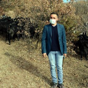 Tokatlı engelli genç, devlet desteğiyle keçi sürüsü sahibi oldu