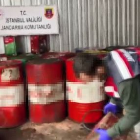 İstanbul’da 60 bin litre kaçak akaryakıt ele geçirildi