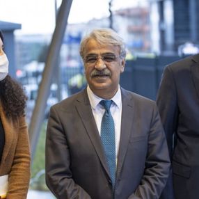 HDP'den Ahmet Davutoğlu'na ziyaret