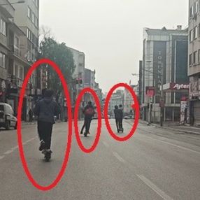 Bursa'da kısıtlamayı scooter ile deldiler