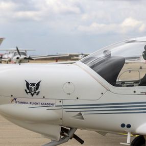 Türkiye'nin 17 yaşındaki en genç pilotu