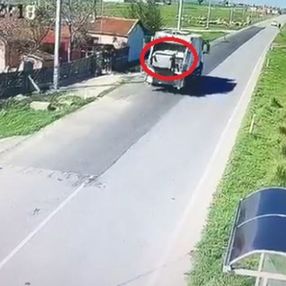 Tekirdağ’da iki ilçe belediyesi arasında çöp konteyneri krizi