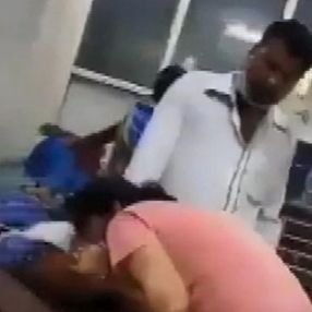 Hindistan'da koronavirüs tablosu ağır: Annesine suni teneffüs ile müdahale etti