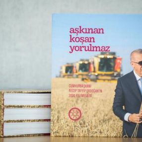 Cumhurbaşkanı Erdoğan'ın 'Aşkınan Koşan Yorulmaz' isimli kitabı yayınlandı