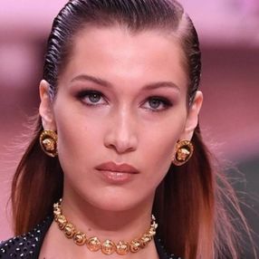 Bella Hadid: İsrail'in Kudüs'te döktüğü kanda ABD'nin de payı var