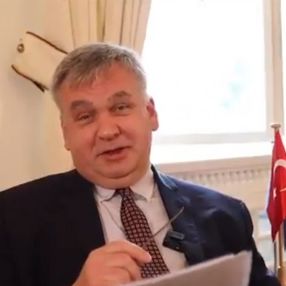 Almanya Büyükelçisi'ne Türkiye'yi kıskanıyor musunuz sorusu