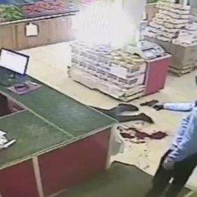 Konya'da market sahibinin öldürülmesi güvenlik kamerasında