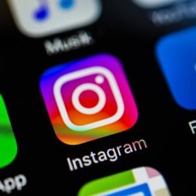 Facebook, WhatsApp ve Instagram çöktü