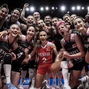Filenin Sultanları dörtlü finale yükseldi