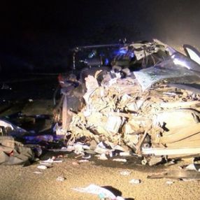 Ankara'da otomobil tıra çarptı: 3 ölü 1 yaralı