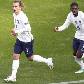 Fransız futbolcular Griezmann ve Dembele’nin ırkçılık skandalı