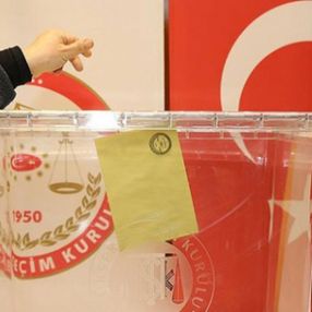 CHP'den internet üzerinden oy kullanılsın önerisi