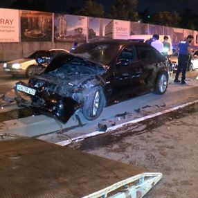Beylikdüzü D-100 Karayolu'nda aynı yerde iki kaza: 5 yaralı