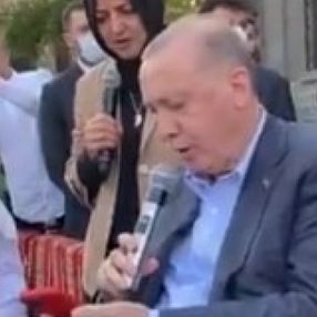 Cumhurbaşkanı Erdoğan, Gönül Dağı türküsünü söyledi