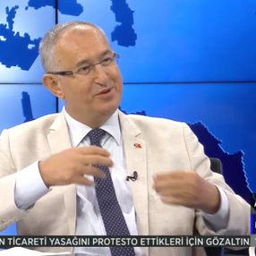 CHP'li Atila Serter Halk TV'de Müslümanların inançlarıyla dalga geçti