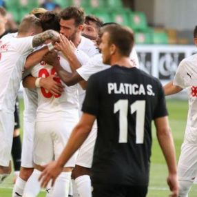 Sivasspor tur kapısını araladı