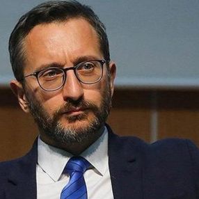Fahrettin Altun: Demokrasimizi kimsenin masasına meze yaptırmayız