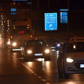Kilit kavşak Kırıkkale'de bayram tatilinden dönüş yoğunluğu