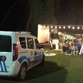 Antalya'da kır düğününde ağacın devrilmesi sonucu 1 kişi öldü