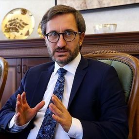 Fahrettin Altun: Söndürme çalışmaları titizlikle devam ediyor