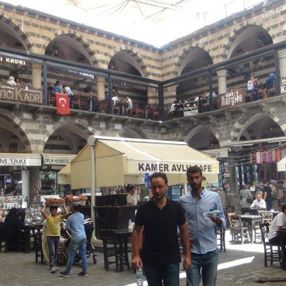 Diyarbakır terörden arındırıldı, tarihi mekanları doldu