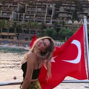 Bodrum’da tatil yapan Şeyma Subaşı’na tepki