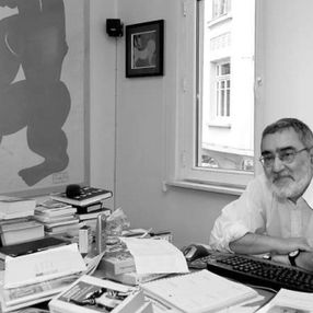 Celal Üster'den kitap çevirisinin incelikleri