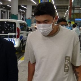 Min-Jae Kim Fenerbahçe için İstanbul'da