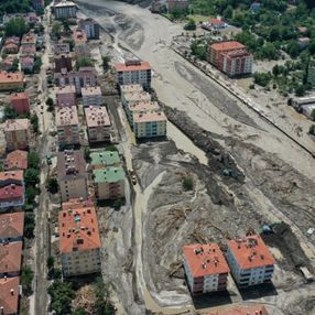Kastamonu'nun Bozkurt ilçesinde selin yol açtığı tahribat havadan görüntülendi