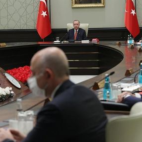 Kabine toplantısı ertelendi