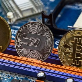 Kripto para piyasasının değeri 2 trilyon barajını geçti