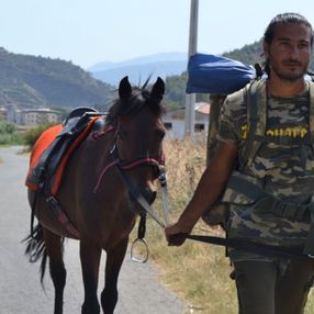 'Kaşif' adını verdiği atıyla İzmir’den Batman’a yürüyecek