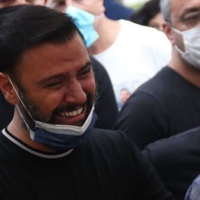 Alişan kardeşi Selçuk Tektaş'ın mezarını ziyaret etti