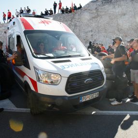 Karadağ’da Sırp Ortodoks Kilisesi'nin taht töreni protestosu