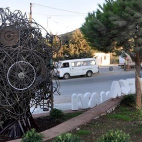 CHP'li Datça Belediyesi Sanayi Ağacı heykelinin açılışını yaptı